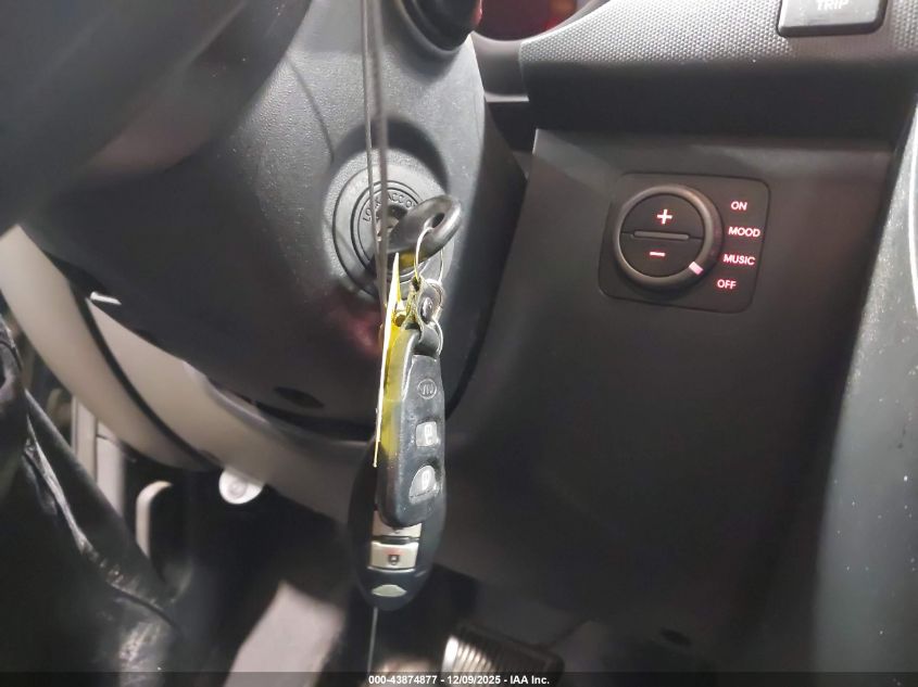 2010 Kia Soul + VIN: KNDJT2A24A7072786 Lot: 43874877