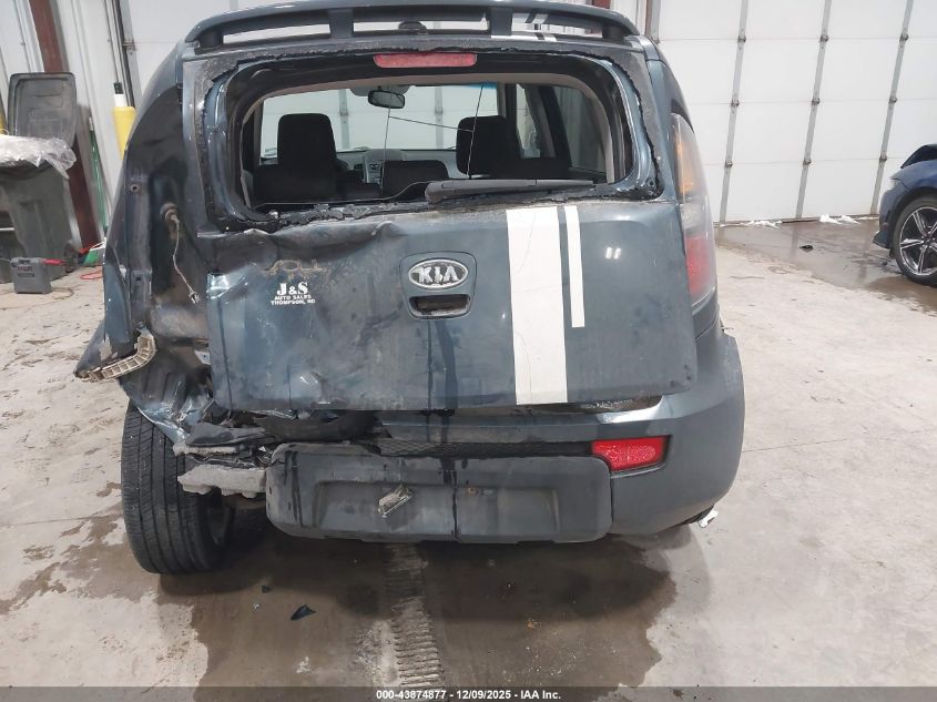 2010 Kia Soul + VIN: KNDJT2A24A7072786 Lot: 43874877