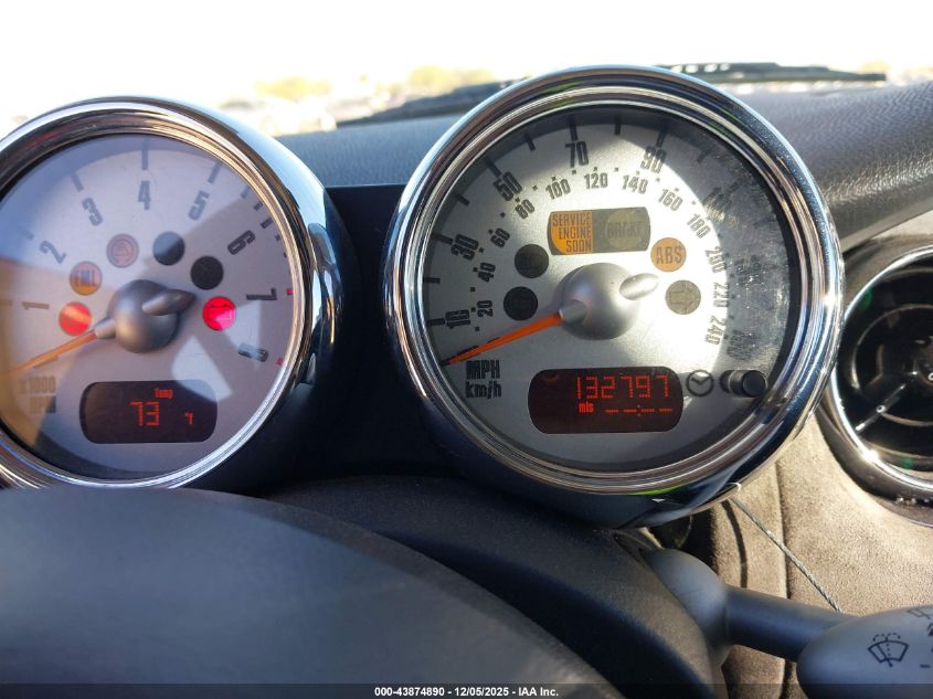 2006 Mini Cooper S VIN: WMWRE33526TN28659 Lot: 43874890