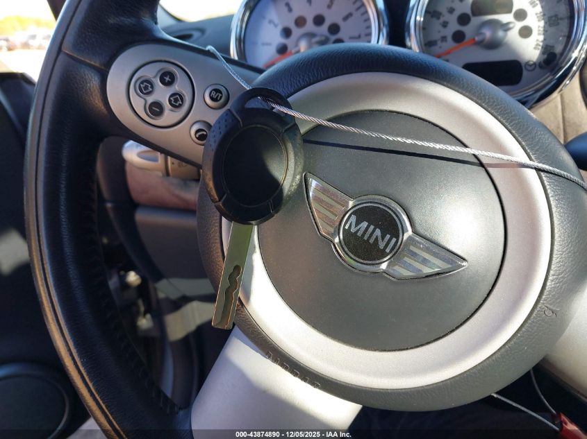 2006 Mini Cooper S VIN: WMWRE33526TN28659 Lot: 43874890