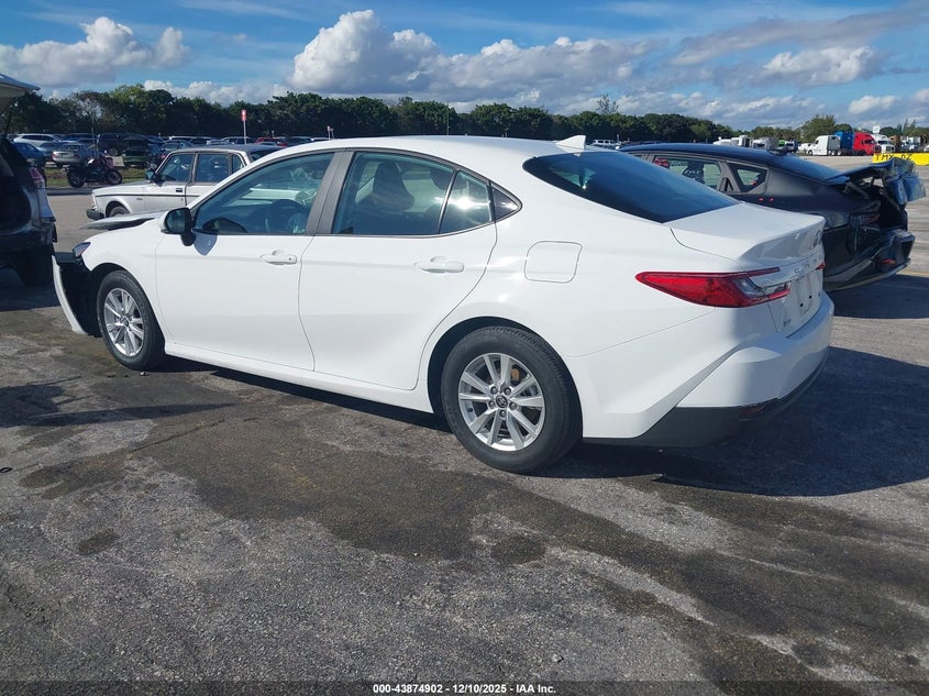 2025 Toyota Camry Le