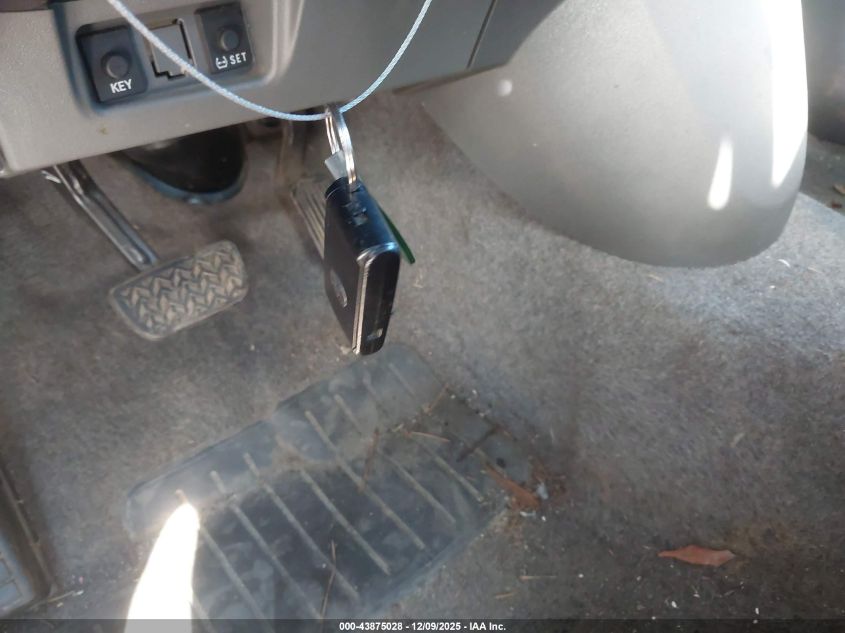 2007 Toyota Prius VIN: JTDKB20U477623723 Lot: 43875028