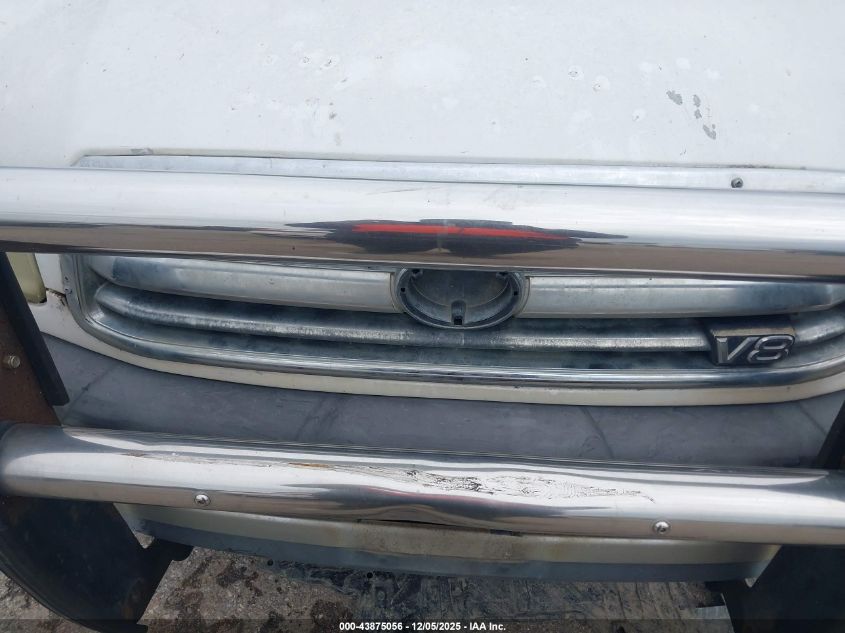 2001 Toyota Tundra Sr5 V8 VIN: 5TBRT34111S204459 Lot: 43875056