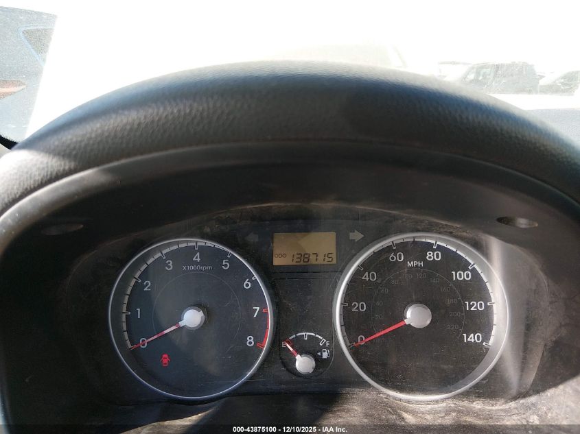 2010 Hyundai Accent Gls VIN: KMHCN4AC1AU428213 Lot: 43875100