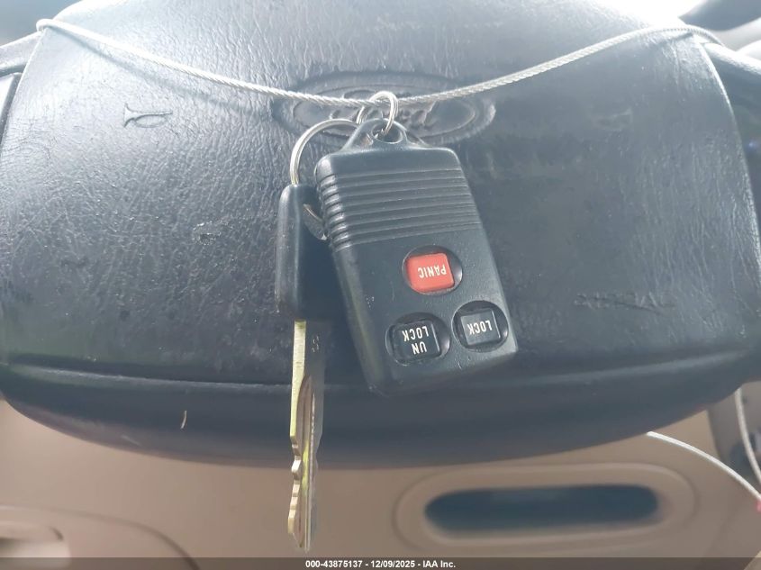 1997 Ford F-150 Lariat/Xl/Xlt VIN: 1FTEX18LXVKD74052 Lot: 43875137