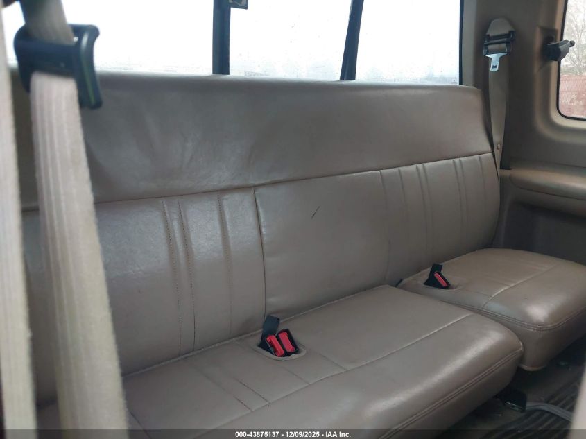 1997 Ford F-150 Lariat/Xl/Xlt VIN: 1FTEX18LXVKD74052 Lot: 43875137