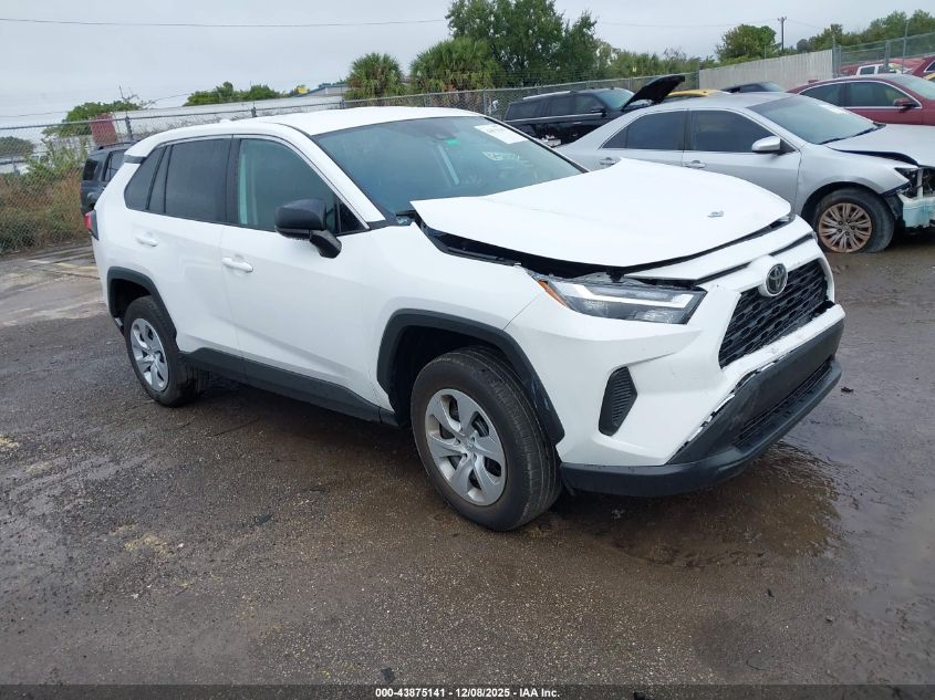 TOYOTA RAV4 LE