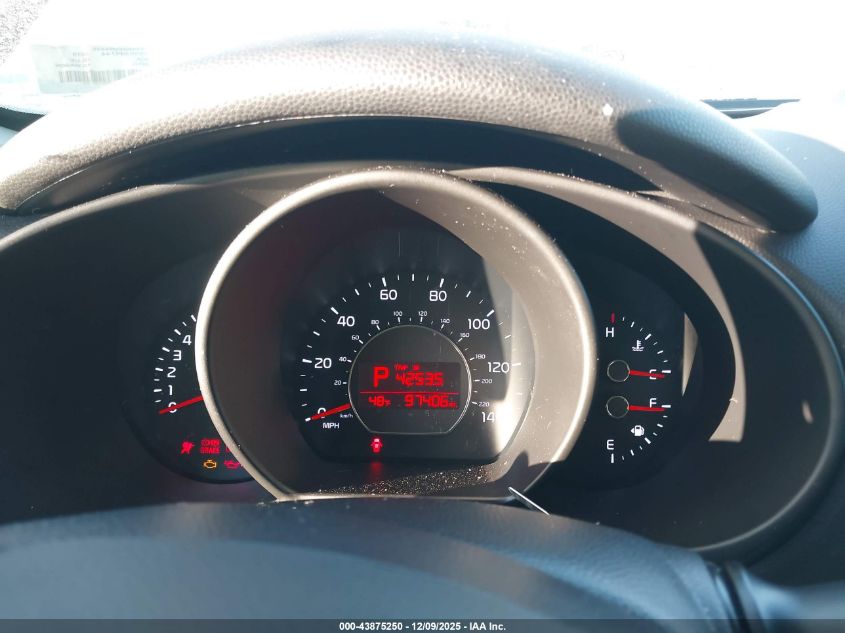 2018 Kia Soul + VIN: KNDJP3A56J7565650 Lot: 43875250