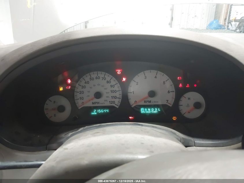 2005 DODGE CARAVAN SXT