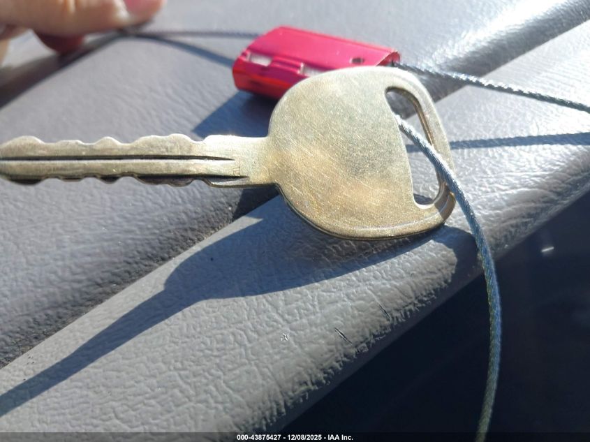 2002 Chevrolet Suburban 1500 Lt VIN: 3GNEC16Z72G295581 Lot: 43875427