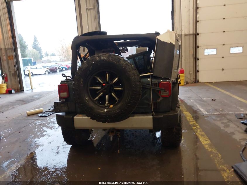 2008 Jeep Wrangler Unlimited Sahara VIN: 1J4GA591X8L549911 Lot: 43875449