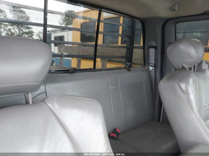 2004 Ford F-350 Lariat/Xl/Xlt VIN: 1FTWX33P64EB17672 Lot: 43875454