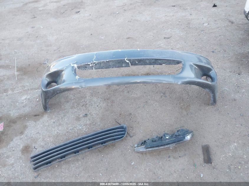 2004 Ford F-150 Heritage Xl/Xlt VIN: 2FTRF072X4CA25032 Lot: 43875459