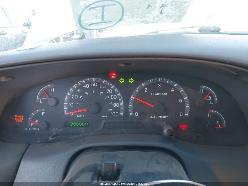 2004 Ford F-150 Heritage Xl/Xlt VIN: 2FTRF072X4CA25032 Lot: 43875459