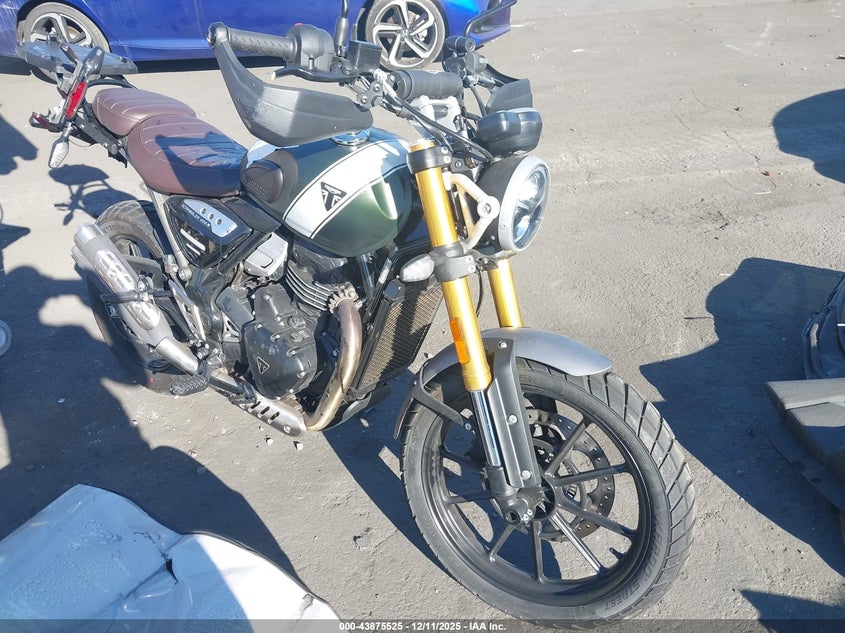 TRIUMPH MOTORCYCLE SCRAMBLER 400 X 2025