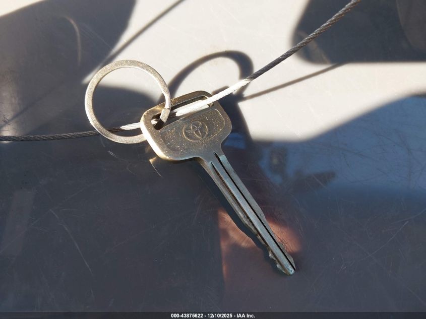 2002 Toyota Sienna Le VIN: 4T3ZF13C32U453464 Lot: 43875622