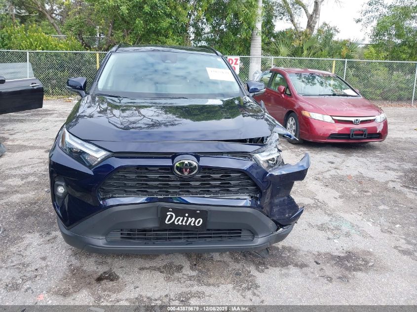 2024 Toyota Rav4 Xle Premium VIN: 2T3C1RFV2RW334542 Lot: 43875679