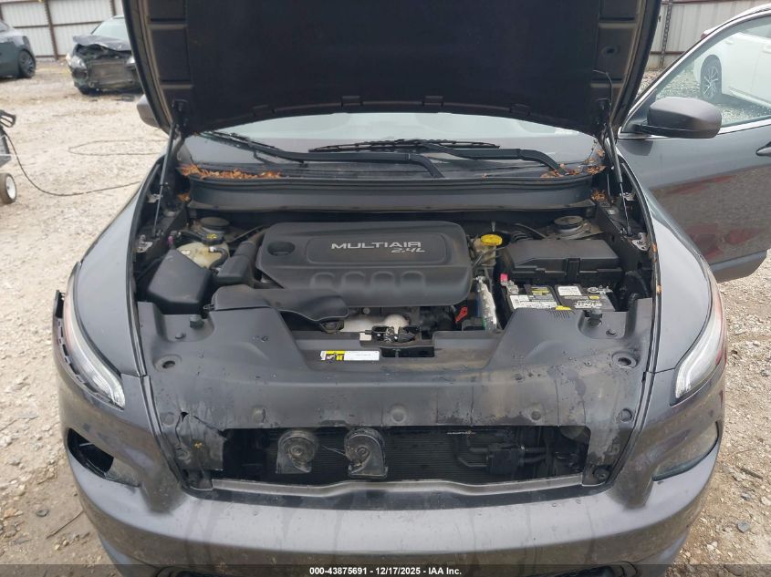 2015 Jeep Cherokee Latitude VIN: 1C4PJLCB0FW770621 Lot: 43875691