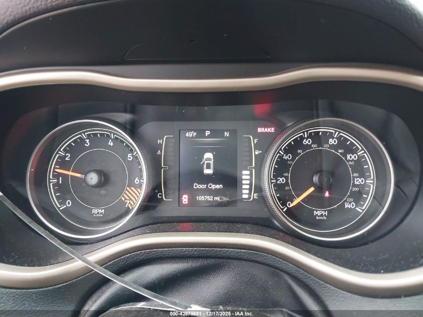 2015 Jeep Cherokee Latitude VIN: 1C4PJLCB0FW770621 Lot: 43875691