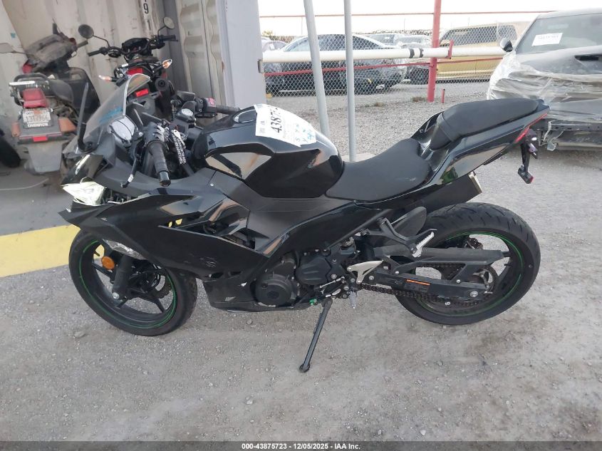 2023 Kawasaki Ex400 VIN: JKAEXKH15PDAM8099 Lot: 43875723
