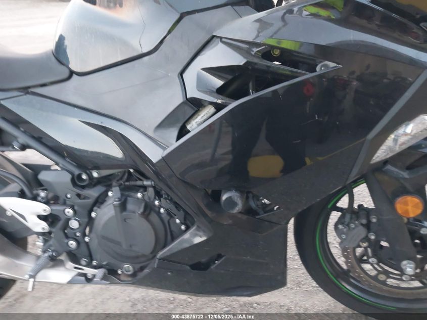 2023 Kawasaki Ex400 VIN: JKAEXKH15PDAM8099 Lot: 43875723