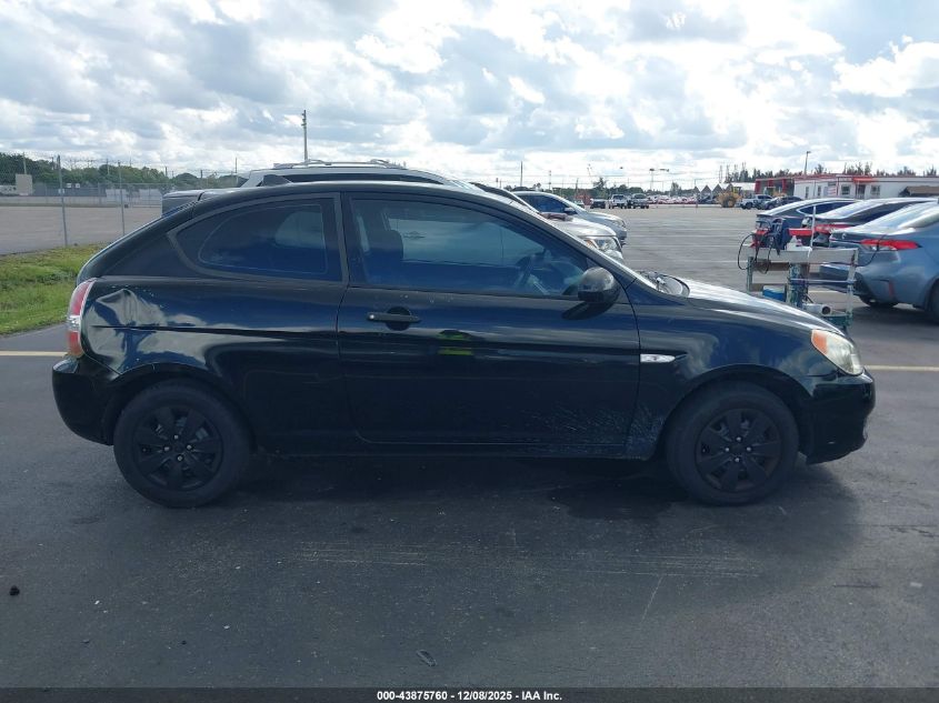 2008 Hyundai Accent Gs VIN: KMHCM36C88U055753 Lot: 43875760