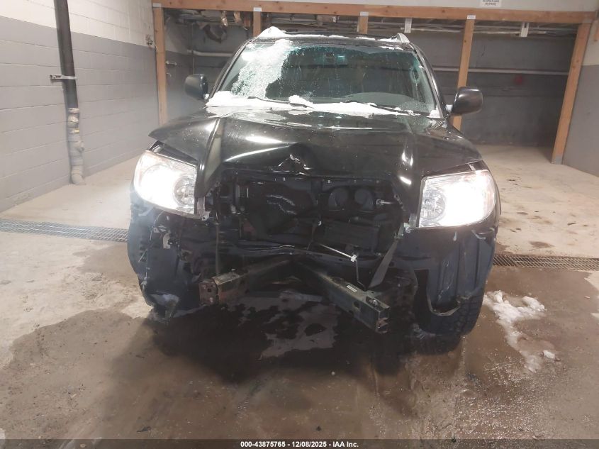 2003 Toyota 4Runner Limited V8 VIN: JTEBT17RX30017768 Lot: 43875765