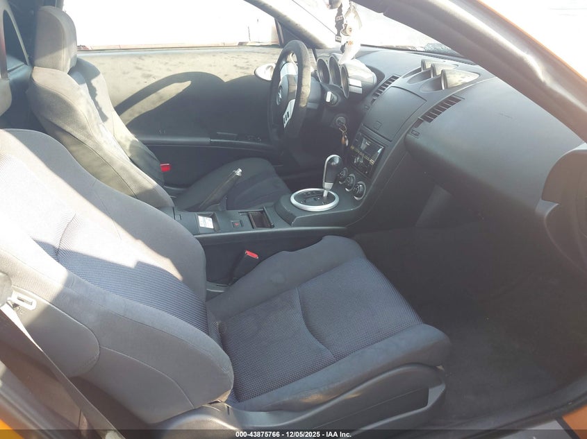 JN1AZ36A64T002595 2004 NISSAN 350Z photo no. 5
