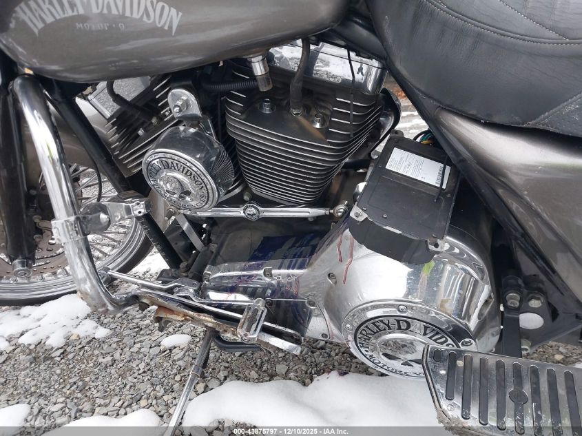 2004 Harley-Davidson Flhtci VIN: 1HD1FFW194Y619904 Lot: 43875797