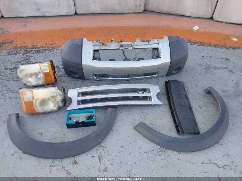 2006 Land Rover Lr3 V8 Se VIN: SALAE25446A398273 Lot: 43875895