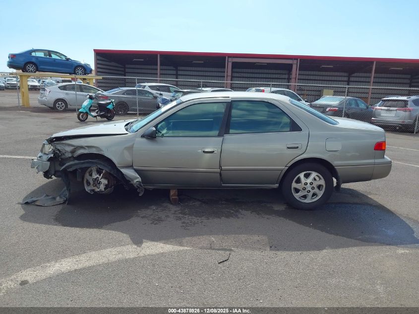 2000 Toyota Camry Ce/Le/Xle VIN: JT2BG22K6Y0395238 Lot: 43875926