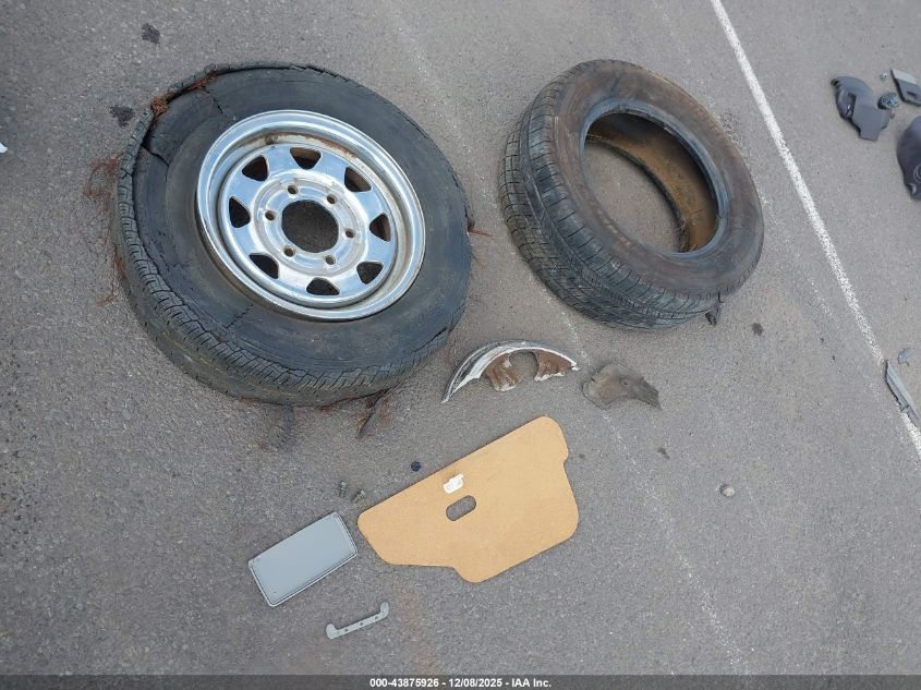 2000 Toyota Camry Ce/Le/Xle VIN: JT2BG22K6Y0395238 Lot: 43875926