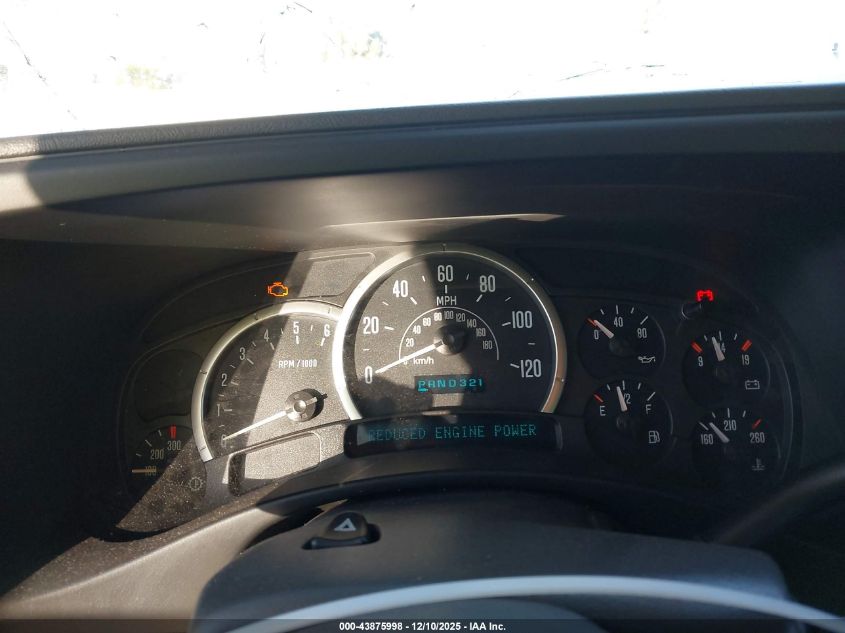 2004 Cadillac Escalade Standard VIN: 1GYEK63N74R189980 Lot: 43875998