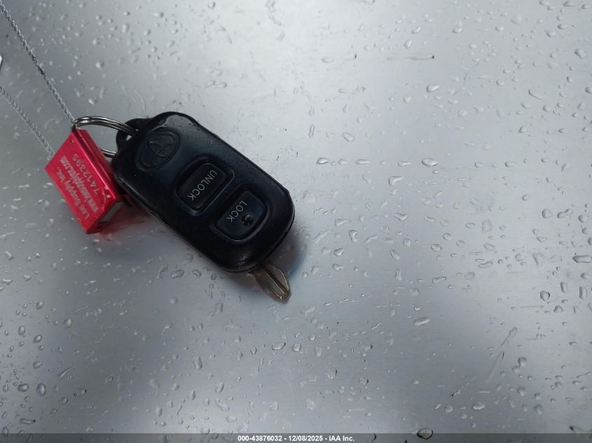 2005 Toyota Rav4 VIN: JTEHD20V856038753 Lot: 43876032