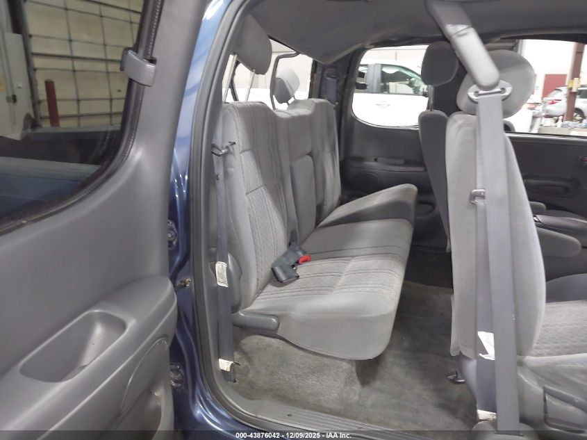 2004 Toyota Tundra Sr5 V8 VIN: 5TBBT44194S448985 Lot: 43876042