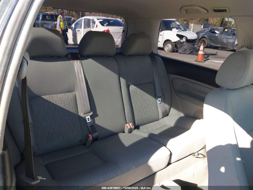 2004 Volkswagen Golf Gl VIN: 9BWBL61J644001457 Lot: 43876051