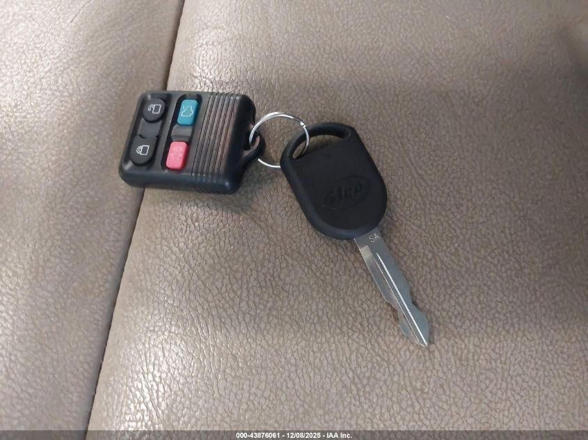 2007 Ford Explorer Xlt VIN: 1FMEU73897UA35784 Lot: 43876061