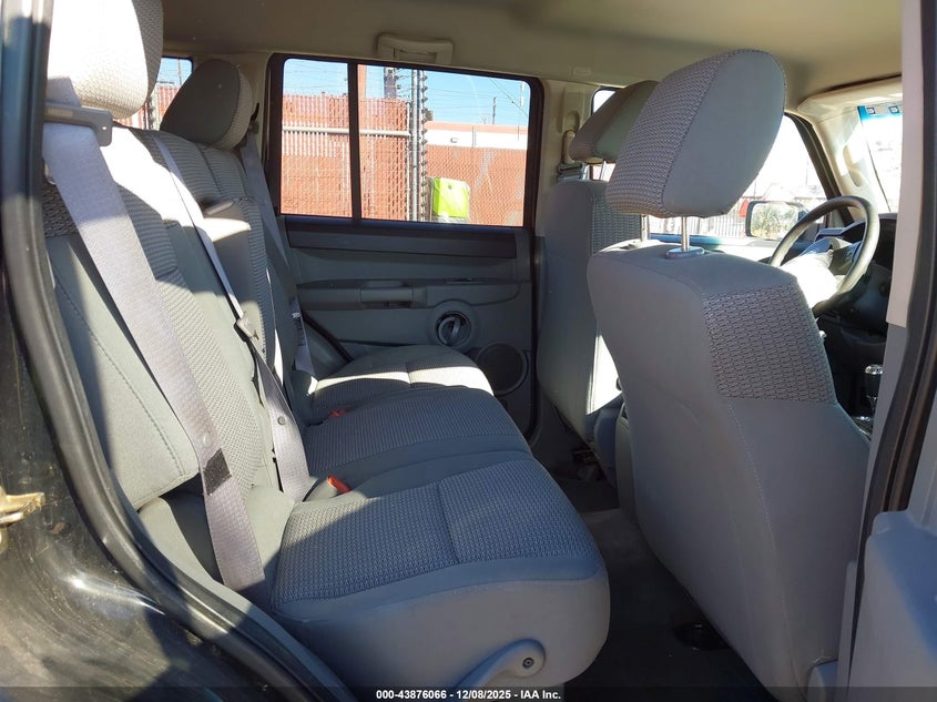 1J8HH48K96C280459 2006 JEEP COMMANDER photo no. 8
