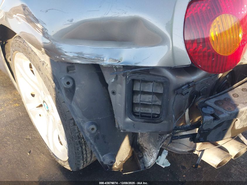 2003 BMW Z4 3.0I VIN: 4USBT53413LU04370 Lot: 43876074