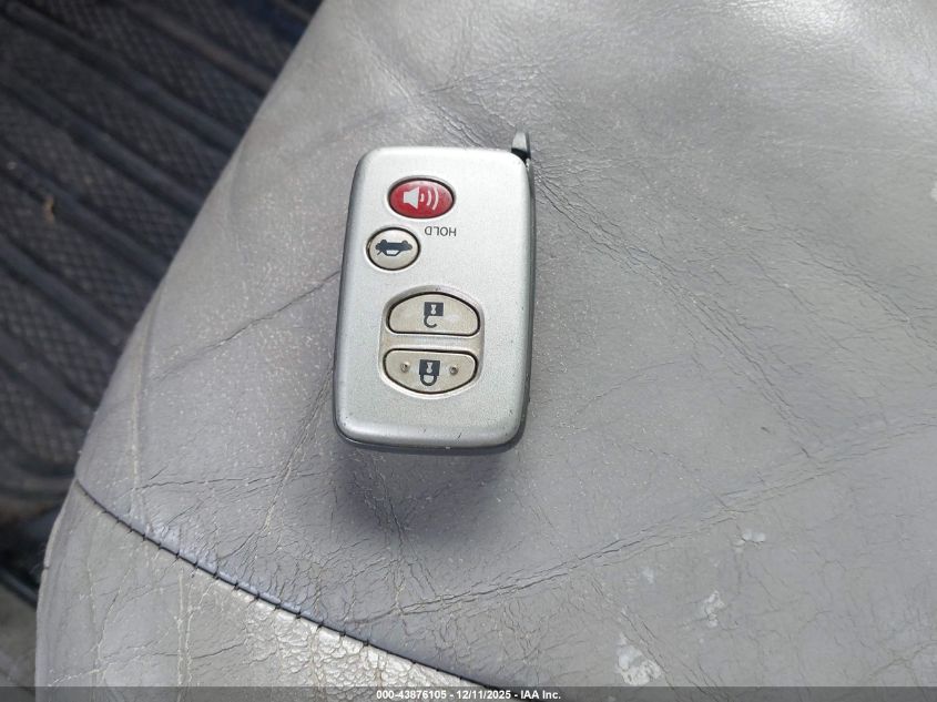 2007 Toyota Camry Hybrid VIN: JTNBB46K273014330 Lot: 43876105