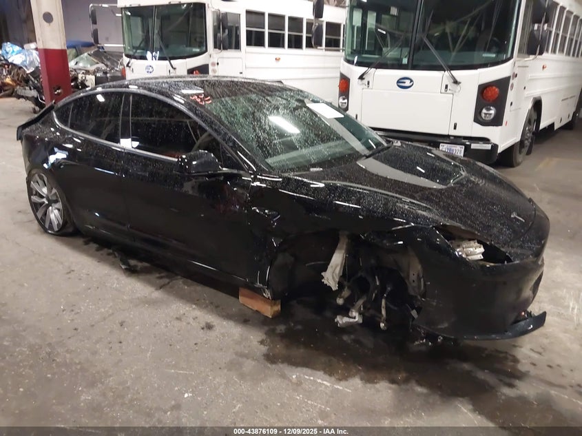 TESLA MODEL 3 LONG RANGE DUAL MOTOR ALL-WHEEL DRIVE