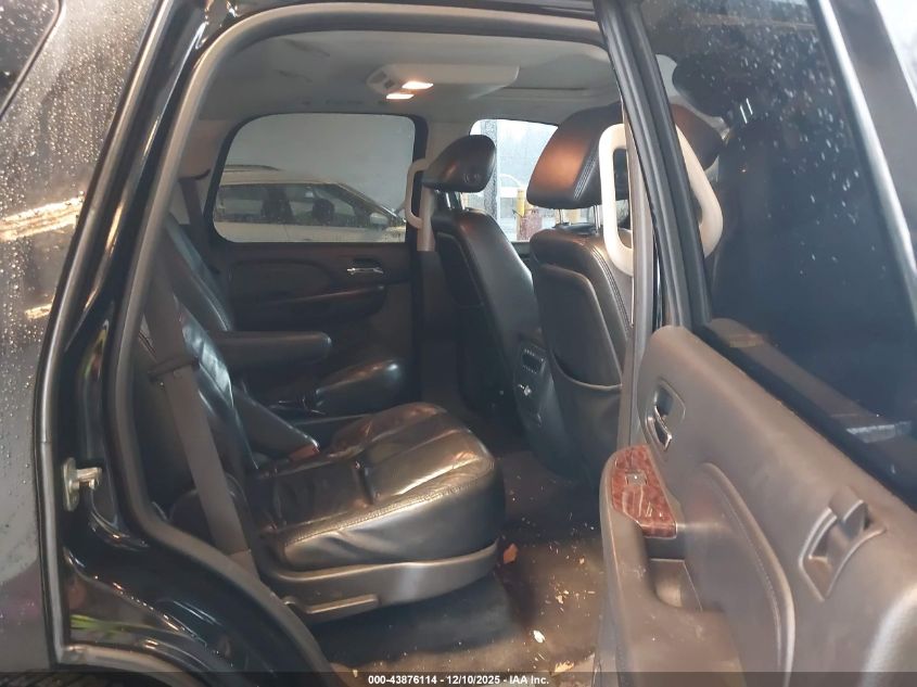 2007 GMC Yukon Denali VIN: 1GKFK63887J360523 Lot: 43876114