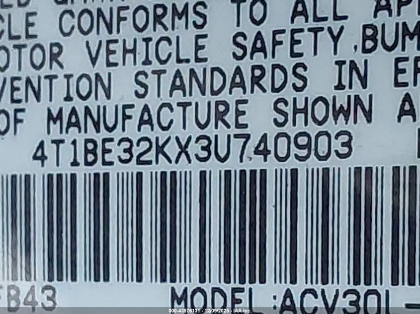 2003 Toyota Camry Le VIN: 4T1BE32KX3U740903 Lot: 43876131