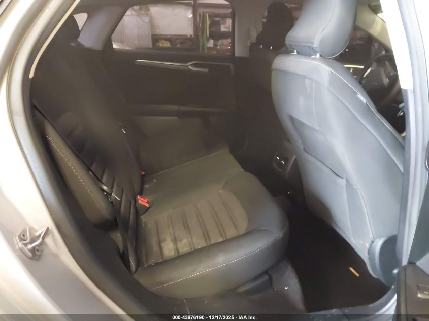 2017 Ford Fusion Se VIN: 3FA6P0H73HR138592 Lot: 43876190