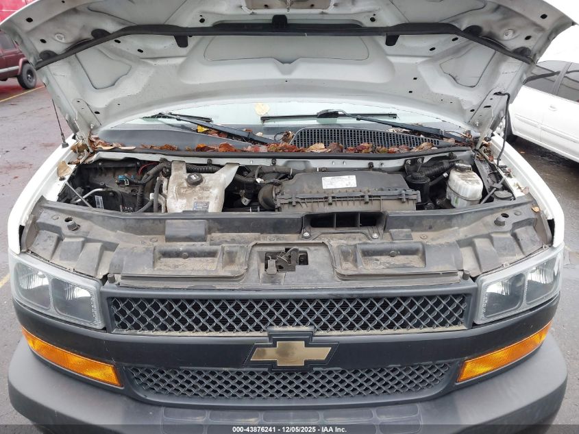 2018 Chevrolet Express 2500 Work Van VIN: 1GCWGAFP8J1314815 Lot: 43876241