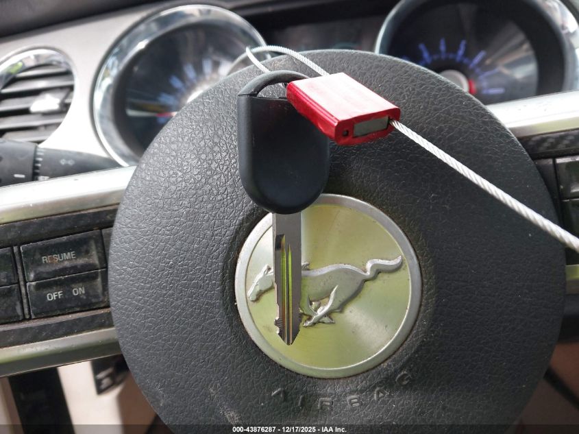 2011 Ford Mustang V6 VIN: 1ZVBP8AM1B5112751 Lot: 43876287