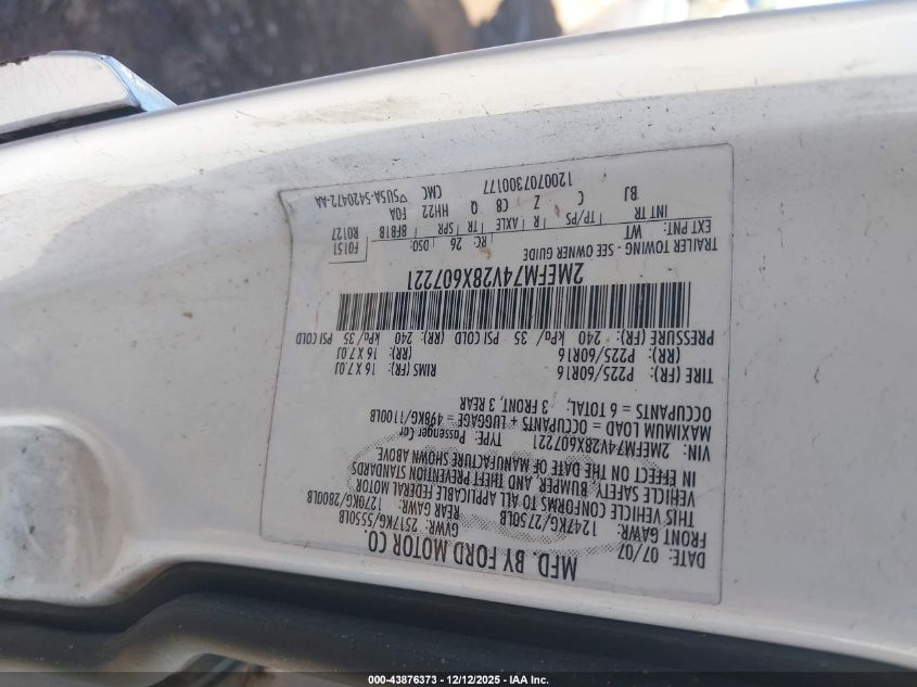 2008 Mercury Grand Marquis Gs VIN: 2MEFM74V28X607221 Lot: 43876373