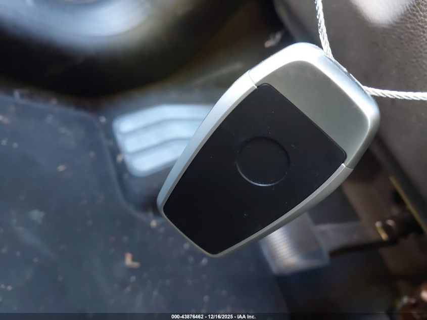 2015 Chrysler 200 Limited VIN: 1C3CCCAB0FN577343 Lot: 43876462