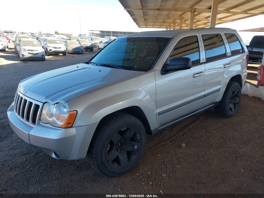 1J8GR48K58C137097 2008 JEEP GRAND CHEROKEE photo no. 2