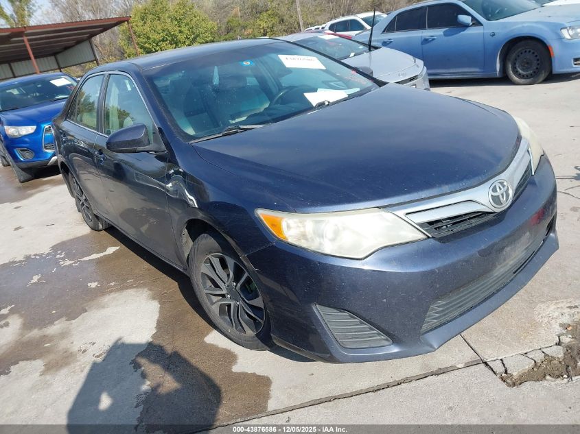 TOYOTA CAMRY LE